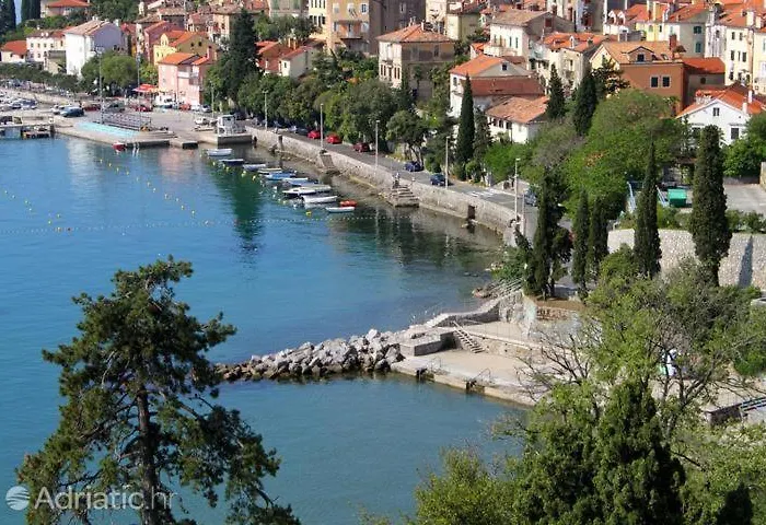 Apartment Valbona 1 *