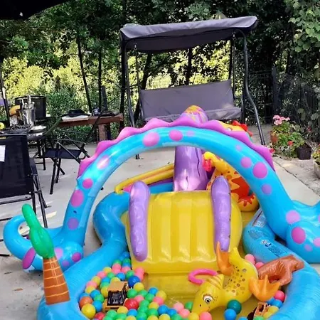 Valbona 1 アパート